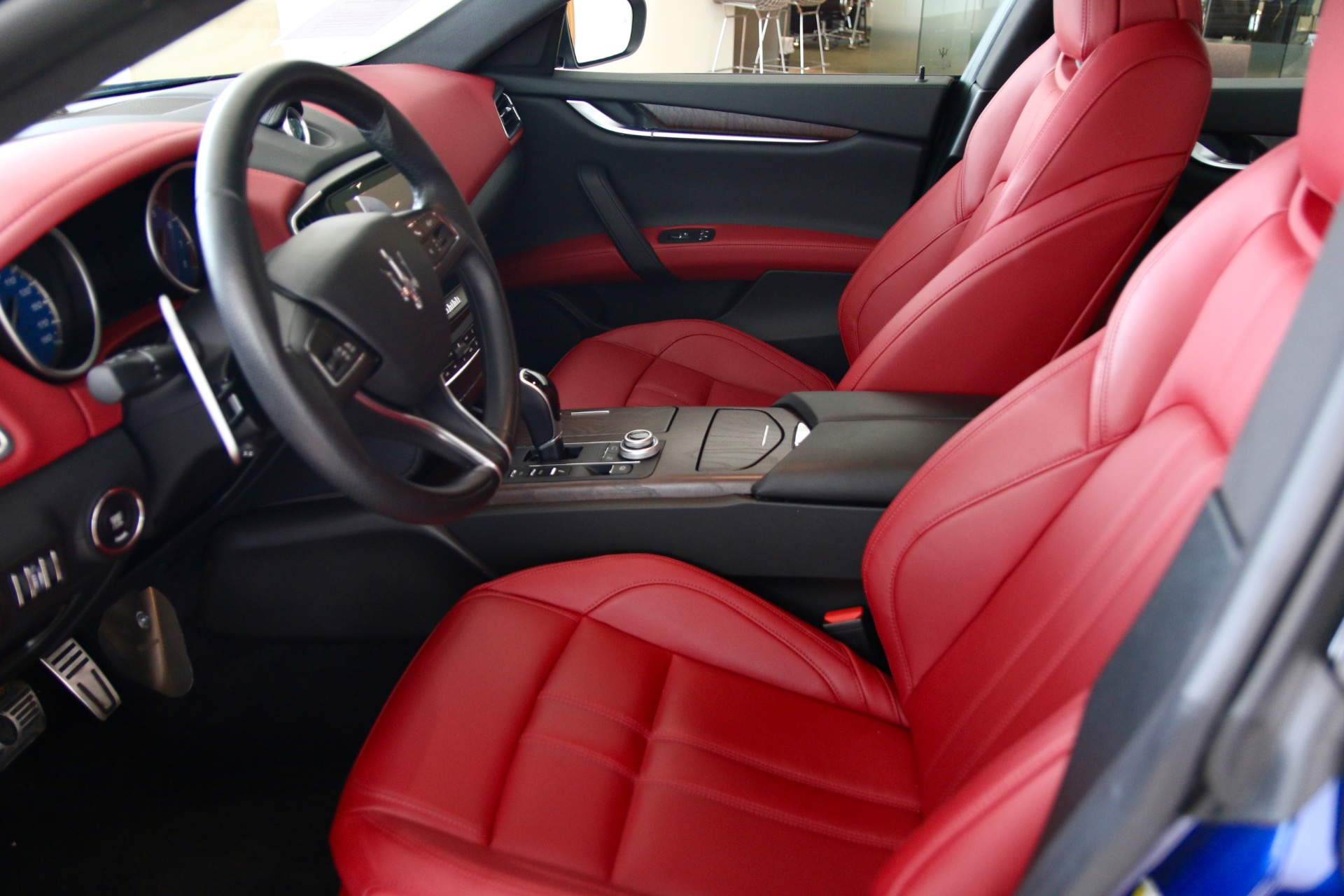 maserati ghibli red interior