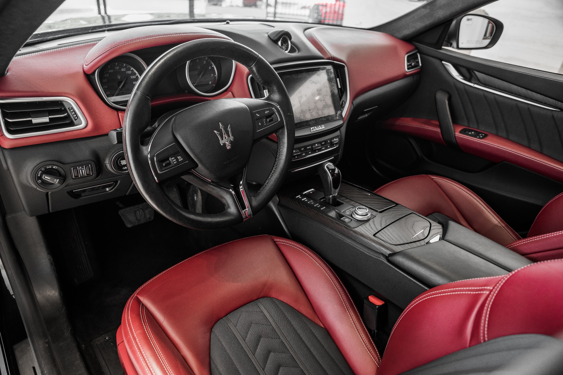 maserati ghibli red interior