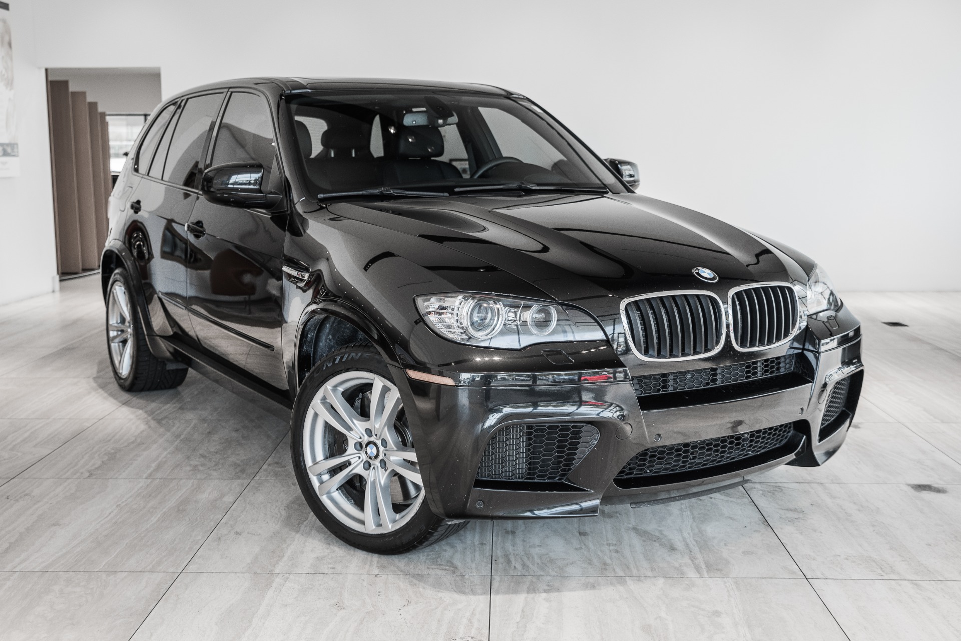 Bmw x5 2010 года