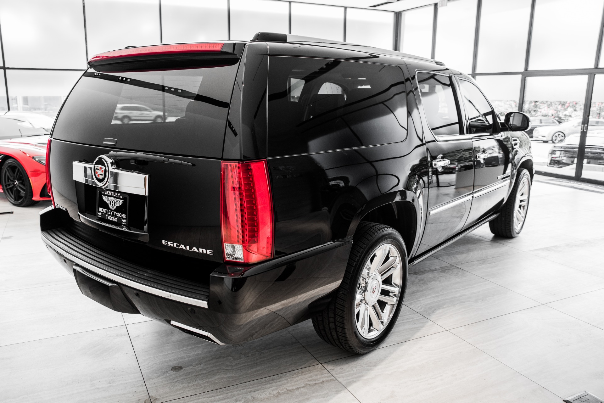 2014 Cadillac Escalade ESV Platinum Stock P231726 for sale near